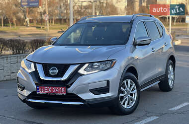 Внедорожник / Кроссовер Nissan Rogue 2018 в Запорожье