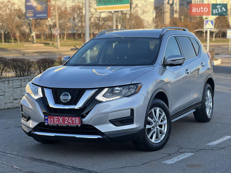 Позашляховик / Кросовер Nissan Rogue 2018 в Запоріжжі