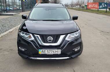 Внедорожник / Кроссовер Nissan Rogue 2019 в 