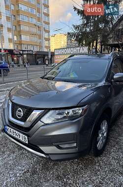 Позашляховик / Кросовер Nissan Rogue 2018 в Івано-Франківську