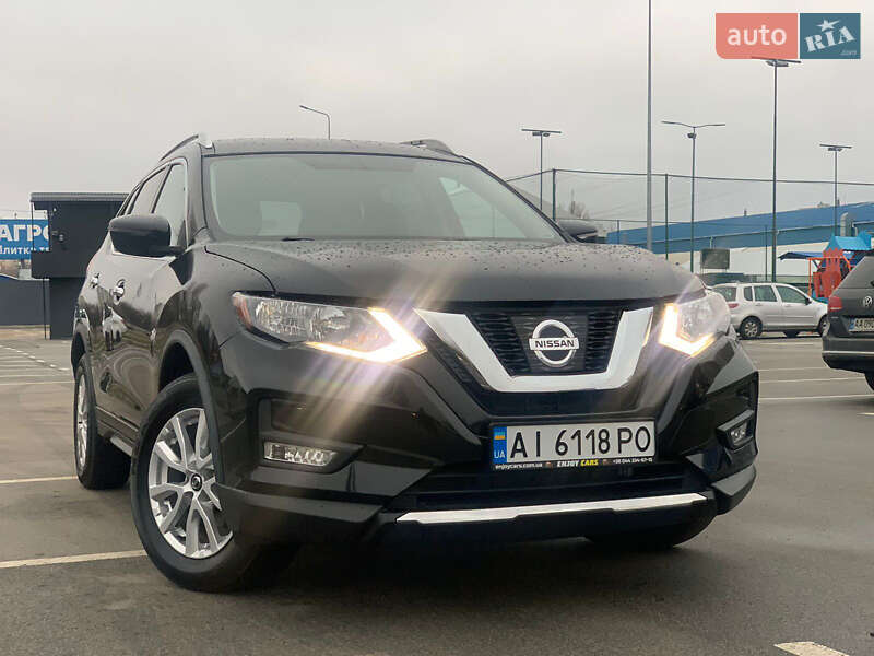 Позашляховик / Кросовер Nissan Rogue 2018 в Києві