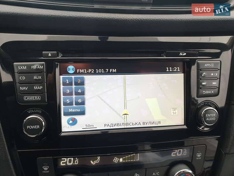 Позашляховик / Кросовер Nissan Rogue 2017 в Житомирі