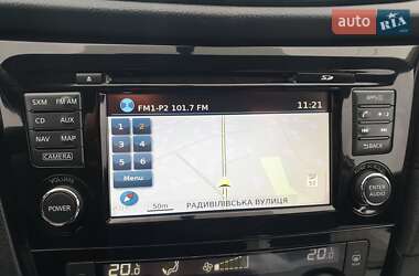 Позашляховик / Кросовер Nissan Rogue 2017 в 