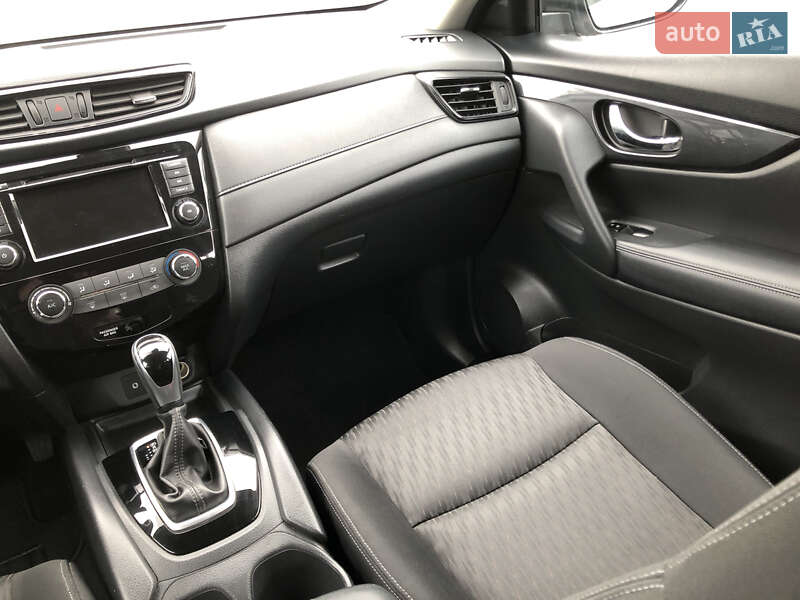 Внедорожник / Кроссовер Nissan Rogue 2019 в Кременчуге