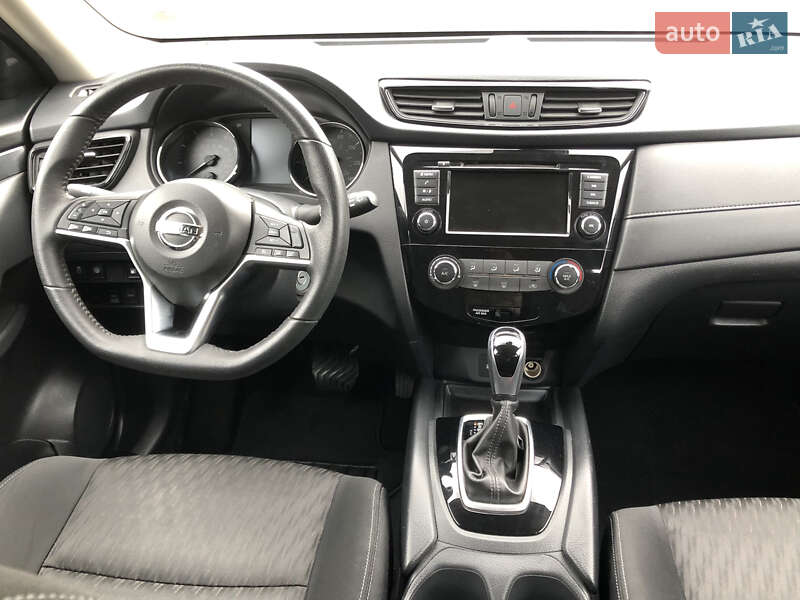 Внедорожник / Кроссовер Nissan Rogue 2019 в Кременчуге