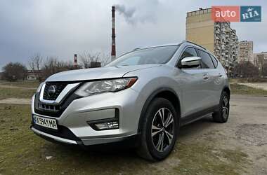 Внедорожник / Кроссовер Nissan Rogue 2018 в Запорожье