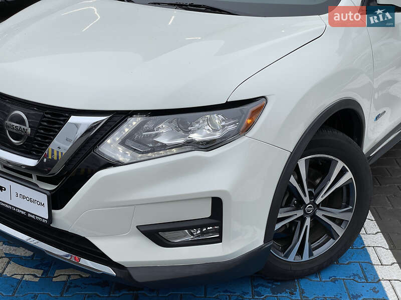 Внедорожник / Кроссовер Nissan Rogue 2017 в Одессе