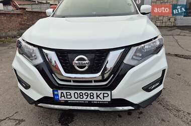 Внедорожник / Кроссовер Nissan Rogue 2018 в Виннице