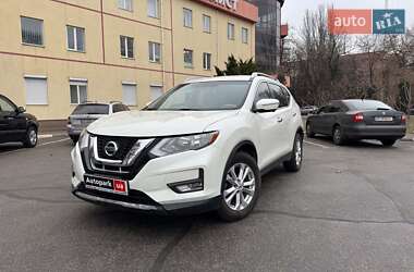 Позашляховик / Кросовер Nissan Rogue 2015 в Запоріжжі