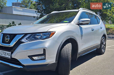 Внедорожник / Кроссовер Nissan Rogue 2018 в Киеве