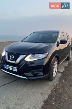 Внедорожник / Кроссовер Nissan Rogue 2017 в Зеленодольской