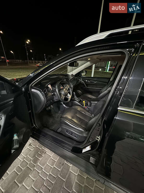 Внедорожник / Кроссовер Nissan Rogue 2019 в Киеве