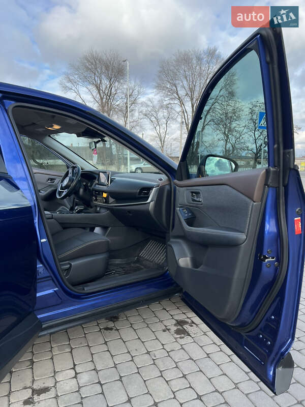 Внедорожник / Кроссовер Nissan Rogue 2021 в Зенькове