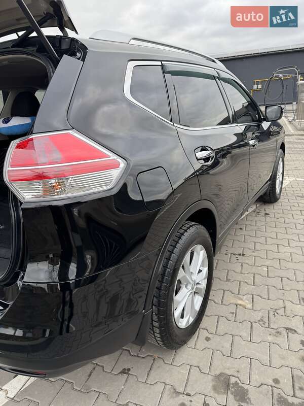 Внедорожник / Кроссовер Nissan Rogue 2015 в Полтаве