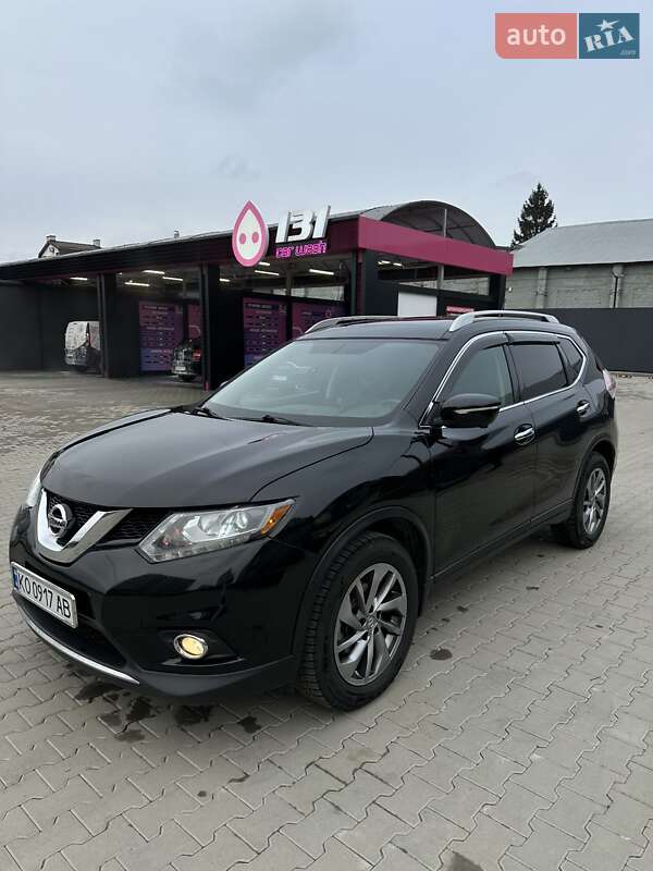 Позашляховик / Кросовер Nissan Rogue 2015 в 