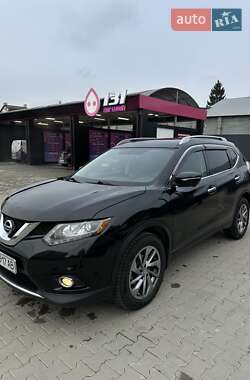 Позашляховик / Кросовер Nissan Rogue 2015 в 