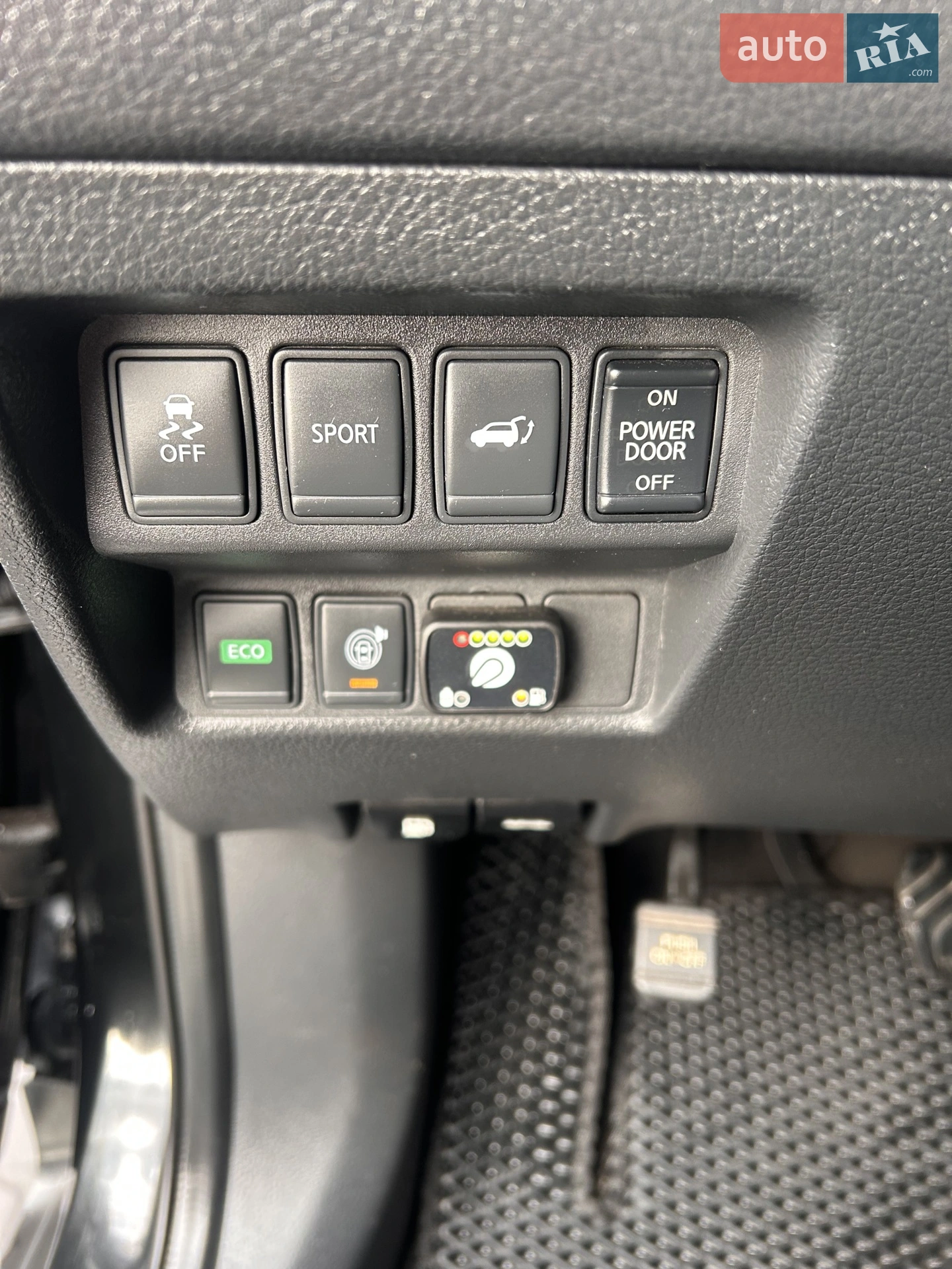 2016 Nissan Rogue - мініатюра 11