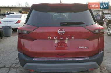 Внедорожник / Кроссовер Nissan Rogue 2022 в 