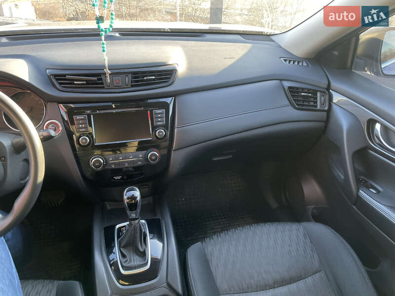 Внедорожник / Кроссовер Nissan Rogue 2018 в Киеве