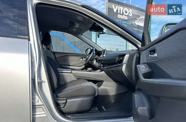 Внедорожник / Кроссовер Nissan Rogue 2020 в 