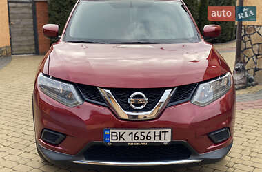 Внедорожник / Кроссовер Nissan Rogue 2016 в Ровно