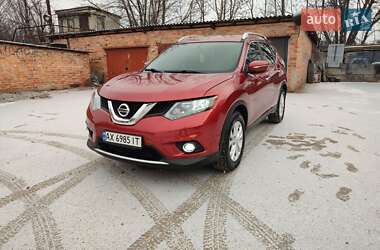 Внедорожник / Кроссовер Nissan Rogue 2015 в Харькове