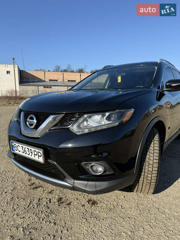 Внедорожник / Кроссовер Nissan Rogue 2014 в Львове