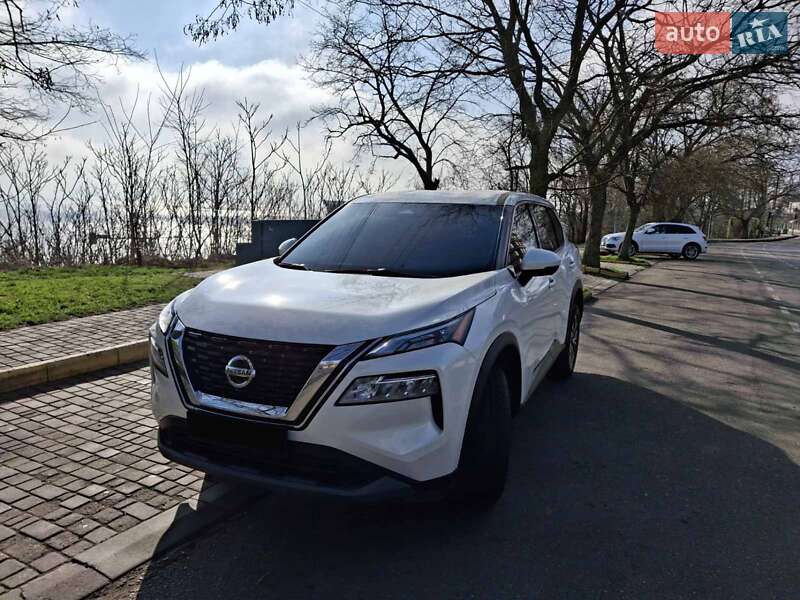 Nissan Rogue 2021