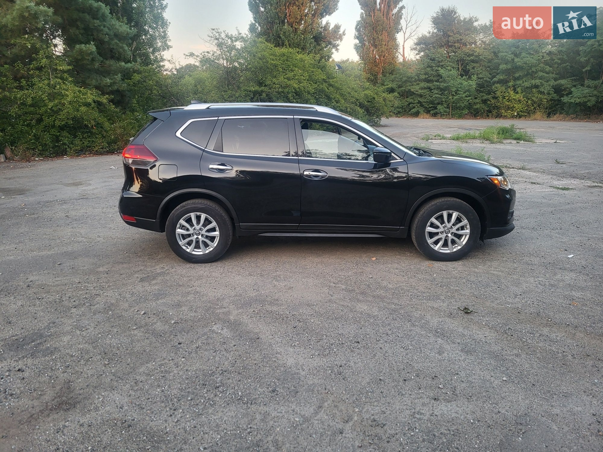 2020 Nissan Rogue - мініатюра 2