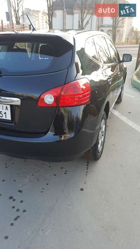 Внедорожник / Кроссовер Nissan Rogue 2013 в Ивано-Франковске