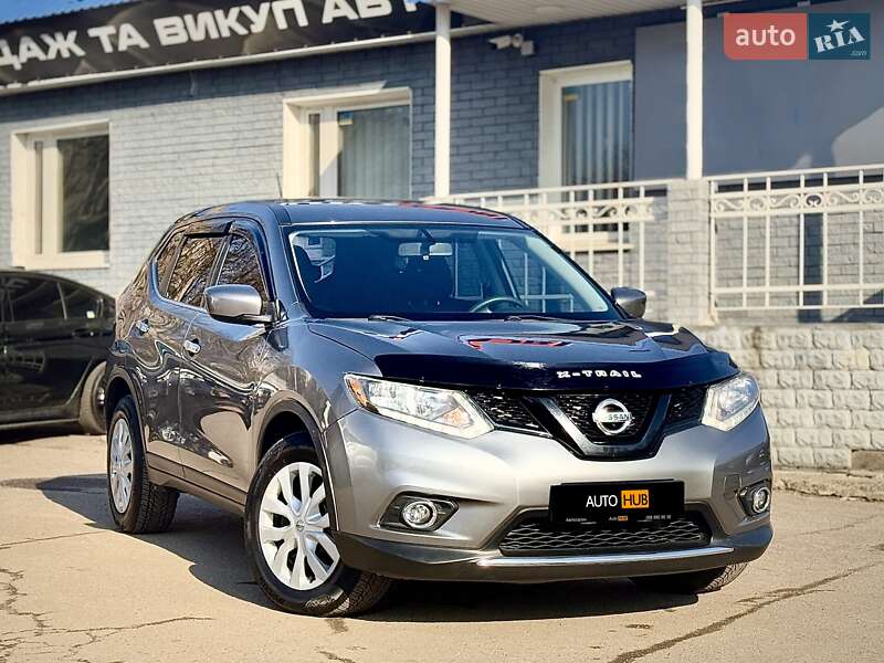 Позашляховик / Кросовер Nissan Rogue 2015 в Харкові