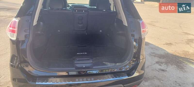 Позашляховик / Кросовер Nissan Rogue 2014 в Полтаві