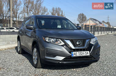 Позашляховик / Кросовер Nissan Rogue 2016 в Дніпрі