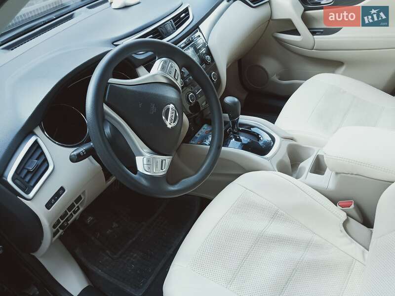 Позашляховик / Кросовер Nissan Rogue 2015 в Сокалі фото 3 Позашляховик / Кросовер Nissan Rogue 2015 в Сокалі