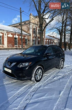 Внедорожник / Кроссовер Nissan Rogue 2015 в 