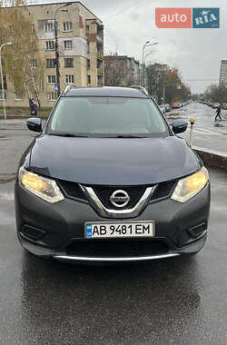 Внедорожник / Кроссовер Nissan Rogue 2015 в Виннице