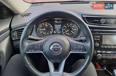Позашляховик / Кросовер Nissan Rogue 2017 в 