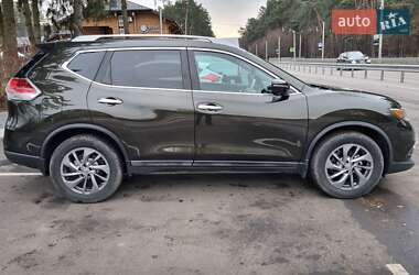 Внедорожник / Кроссовер Nissan Rogue 2015 в Смыге