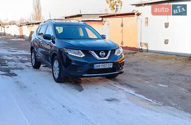 Внедорожник / Кроссовер Nissan Rogue 2016 в Житомире