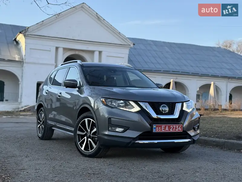 Позашляховик / Кросовер Nissan Rogue 2019 в 