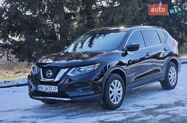 Внедорожник / Кроссовер Nissan Rogue 2017 в Дубно