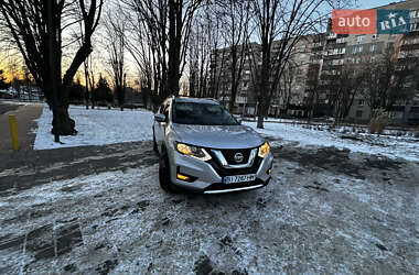 Внедорожник / Кроссовер Nissan Rogue 2016 в Кременчуге