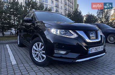 Внедорожник / Кроссовер Nissan Rogue 2019 в 