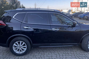 Внедорожник / Кроссовер Nissan Rogue 2019 в 