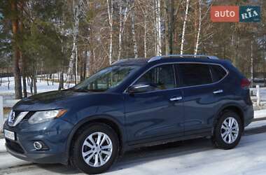 Внедорожник / Кроссовер Nissan Rogue 2015 в Киеве