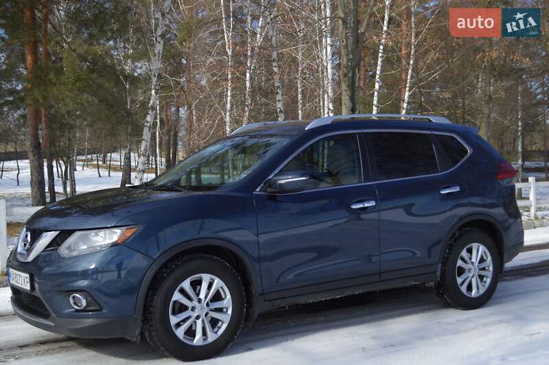 Позашляховик / Кросовер Nissan Rogue 2015 в Києві