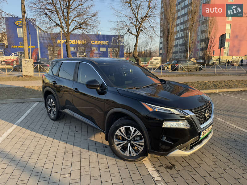 Nissan Rogue 2023