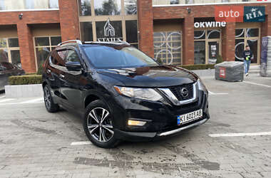 Внедорожник / Кроссовер Nissan Rogue 2020 в Киеве