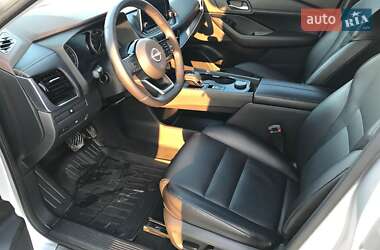 Позашляховик / Кросовер Nissan Rogue 2022 в Львові