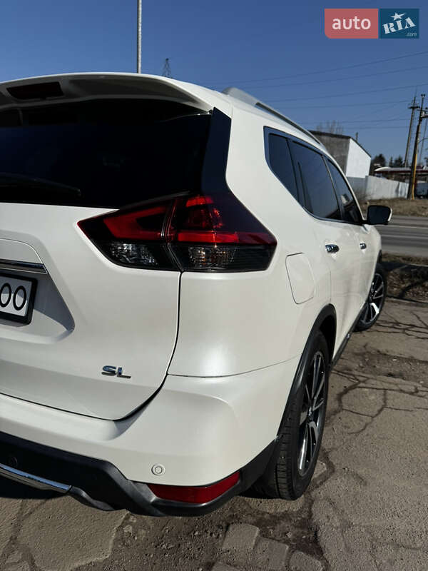 Внедорожник / Кроссовер Nissan Rogue 2018 в Виннице